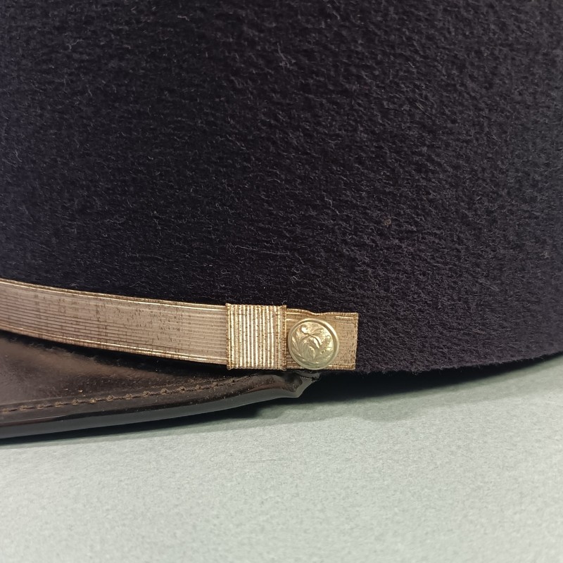 TRES BEL ENSEMBLE DE POLICE DES ANNEES 1950 HIRONDELLE PELLERINE MANTEAU UNIFORME KEPIS