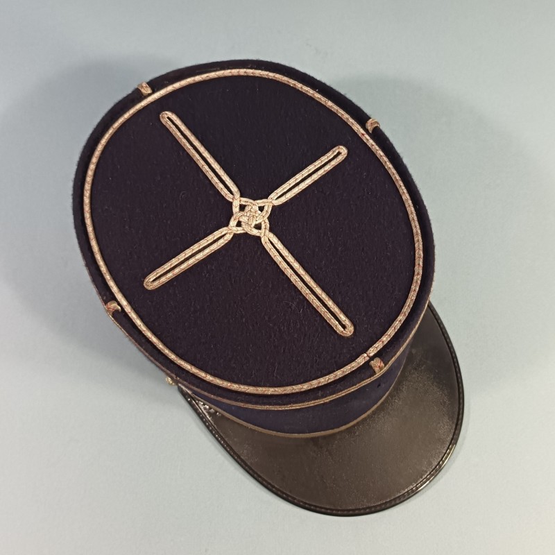 TRES BEL ENSEMBLE DE POLICE DES ANNEES 1950 HIRONDELLE PELLERINE MANTEAU UNIFORME KEPIS