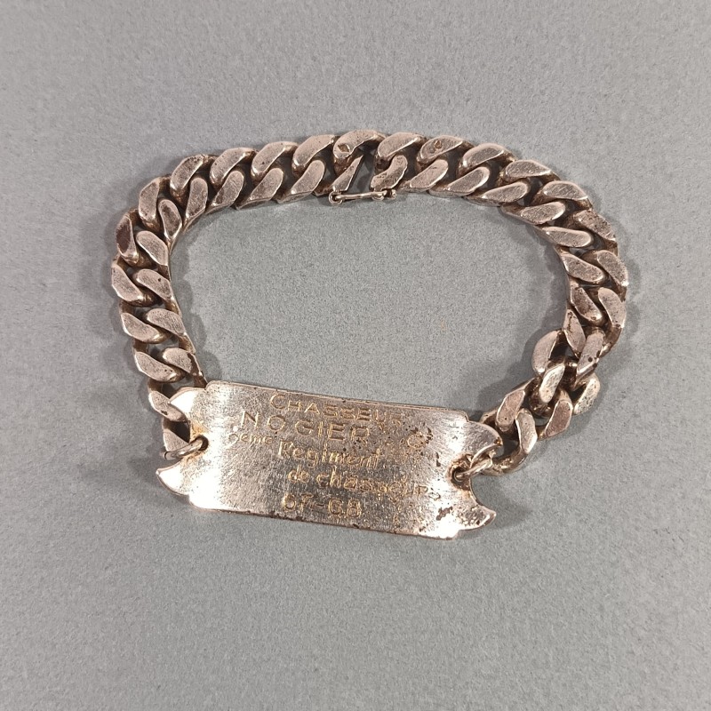 PLAQUE D'IDENTITE MILITAIRE GOURMETTE EN ARGENT CHASSEUR NOGIER 2 ème REGIMENT DE CHASSEURS 67-68 ARME BLINDEE CHAR DE COMBAT