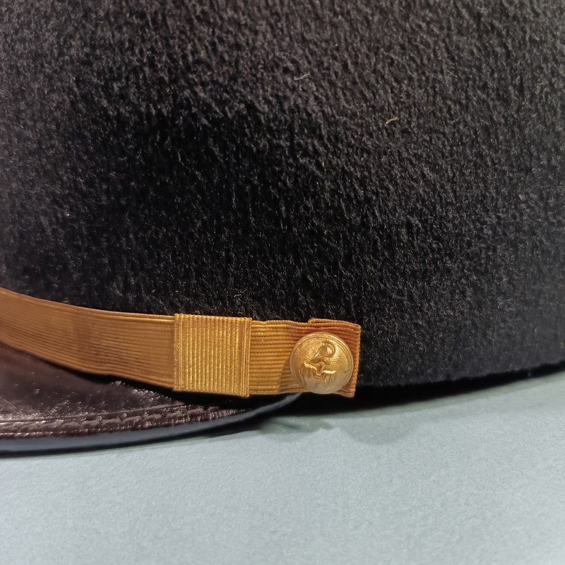 KEPI DE COMMANDANT D'ETAT MAJOR DU GENIE MILITAIRE MODELE 1919 - 1931 SECONDE GUERRE 1939 1945 TAILLE 57-58
