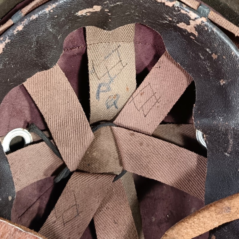 RARE CASQUE GUENEAU ARMEE FRANCAISE GENDARMERIE OU MAINTIEN DE L'ORDRE EN ZONE TROPICALE SECOND TYPE