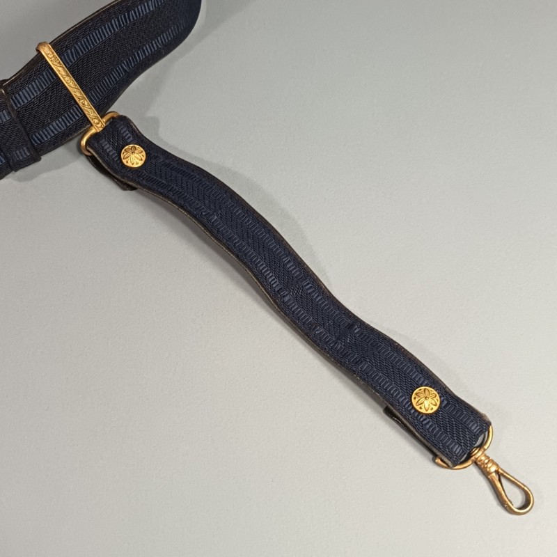 CEINTURON D'UNIFORME OFFICIER BOUCLES DOREES AVEC TETES DE GORGONE MODELE TOUTES ARMES 1922-1931
