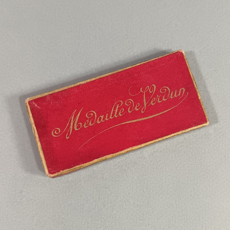 FRANCE MEDAILLE DE LA BATAILLE DE VERDUN ON NE PASSE PAS 21 FEVRIER 1916 PAR VERNIER DANS SA BOITE D'ORIGINE