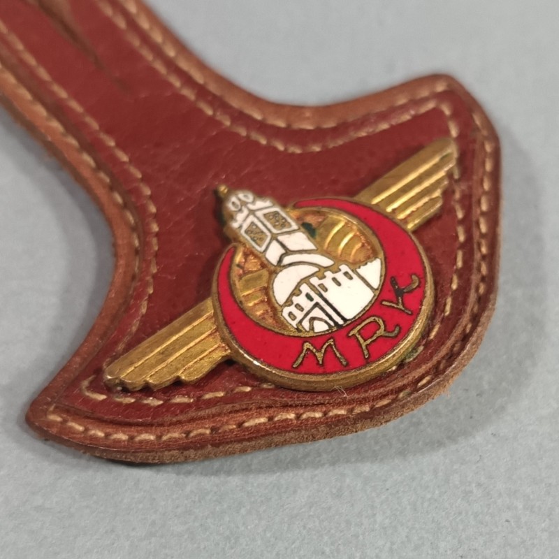 INSIGNE MILITAIRE AVIATION BASE ECOLE DE MARRAKECH SUR SON CUIR FABRICATION DRAGO PARIS