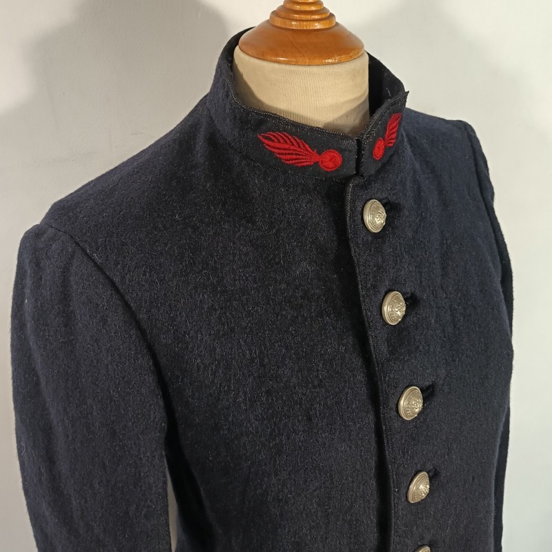 VESTE DES SAPEURS-POMPIERS MODELE 1893 1900 FABRICATION EQUIPEMENT MILITAIRE J. MEUNIER A LYON