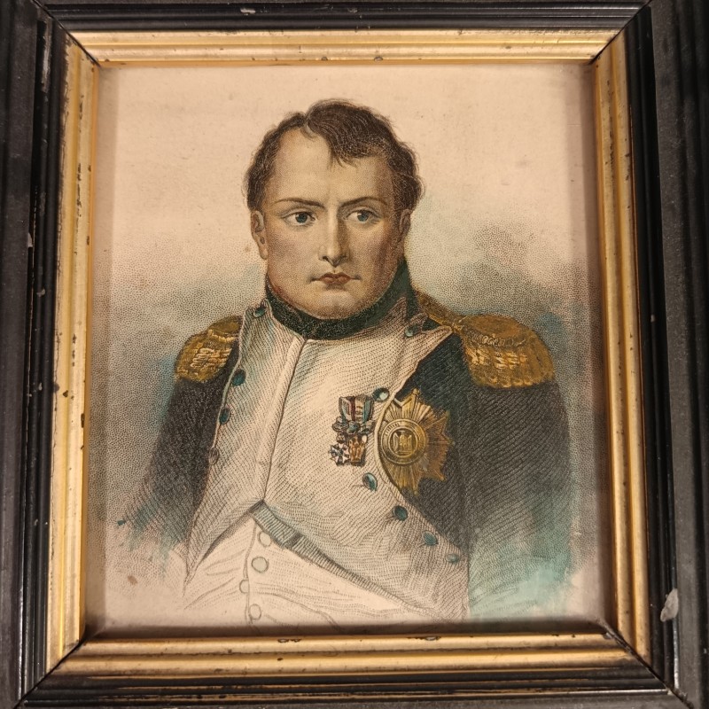 PETIT CADRE SOUVENIR DE L'EMPEREUR NAPOLEON Ier BONAPARTE GRAVURE REHAUSSEE ENCADREMENT ANCIEN