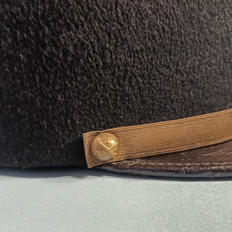 KEPI DE COLONEL D'ETAT MAJOR DE L'ARTILLERIE MILITAIRE MODELE 1919 - 1931 SECONDE GUERRE 1939 1945 TAILLE 59-60