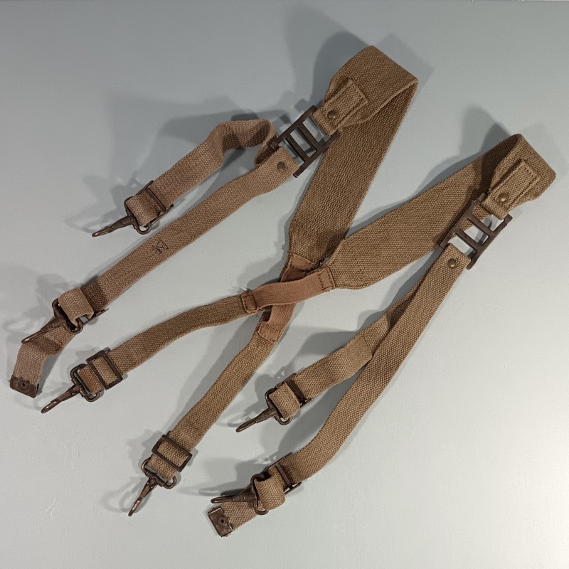BRELAGE TAP MODELE 1950-53 POUR PARACHUTISTE EQUIPEMENT INDOCHINE ALGERIE LEGION ETRANGERE
