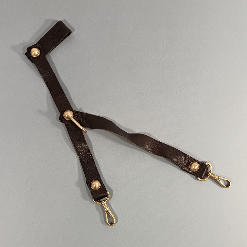 SUSPENTE BELIERE DOUBLE POUR SABRE MODELE F1 ECOLE MILITAIRE ESM ST CYR EN CUIR AVEC MOUSQUETONS ET CROCHET DE SABRE