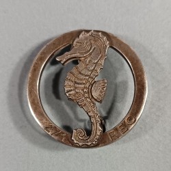 INSIGNE MILITAIRE LEGION ETRANGERE 2 ème ESCADRON DU 1 er REC REGIMENT ETRANGER DE CAVALERIE FABRICATION NON MARQUEE