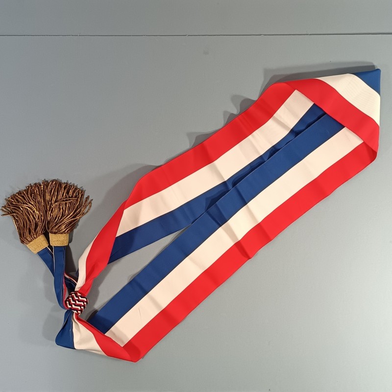 ECHARPE TRICOLORE BLEU BLANC ROUGE MAIRE ET ADJOINT AU MAIRE BELLE OCCASION