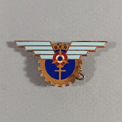 INSIGNE MILITAIRE BASE AERIENNE ECOLE DE ROCHEFORT FABRICATION NON MARQUEE ANNEES 1950