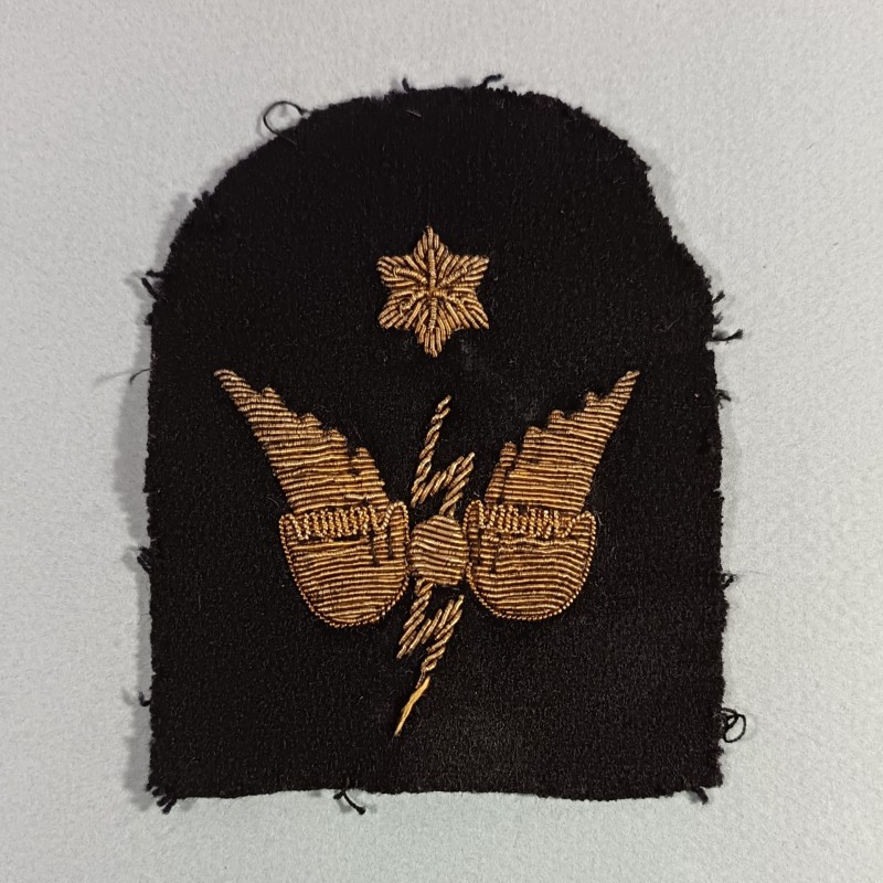BRITISH WW2 ROYAL NAVY OPERATOR RADIO OPERATEUR RADIO MARINE ANGLAISE INSIGNE DE MANCHE BRODE EN CANNETILLE