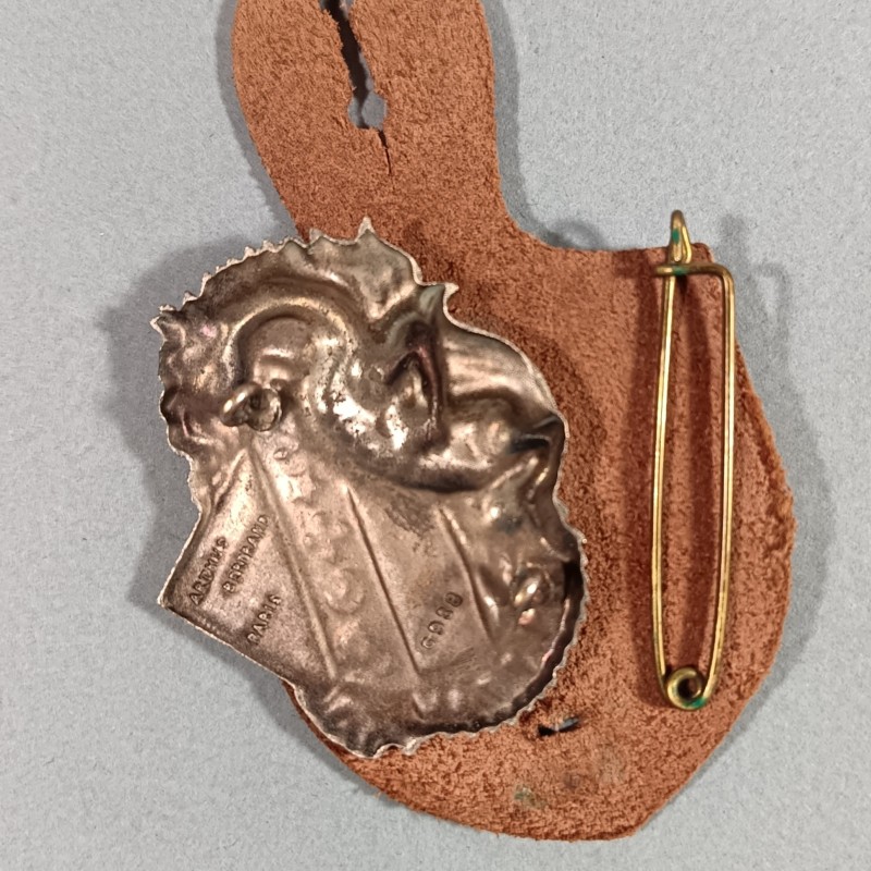 INSIGNE MILITAIRE EMFTSV ETAT MAJOR FORCES TERRESTRES SUD VIETNAM FABRICANT ARTHUS BERTRAND PARIS G938