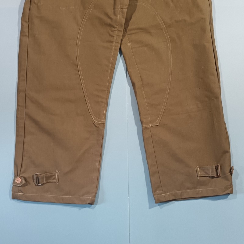 PANTALON SALOPETTE MOTOCYCLISTE MODELE 1938 AVEC TAMPONS DE GRENADE RF SUR LES COTES