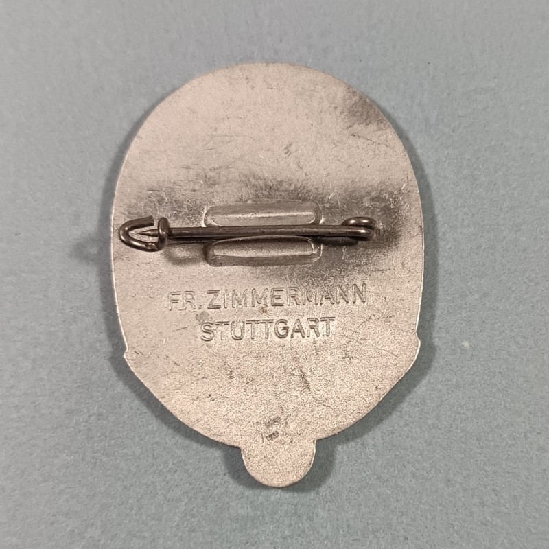 ALLEMAGNE INSIGNE DE JOURNEE DU 1 er MAI 1935 FABRICATION SECONDE GUERRE FR. ZIMMERMANN STUTTGART HAUTEUR 4.7 cm TAG DER ARBEIT
