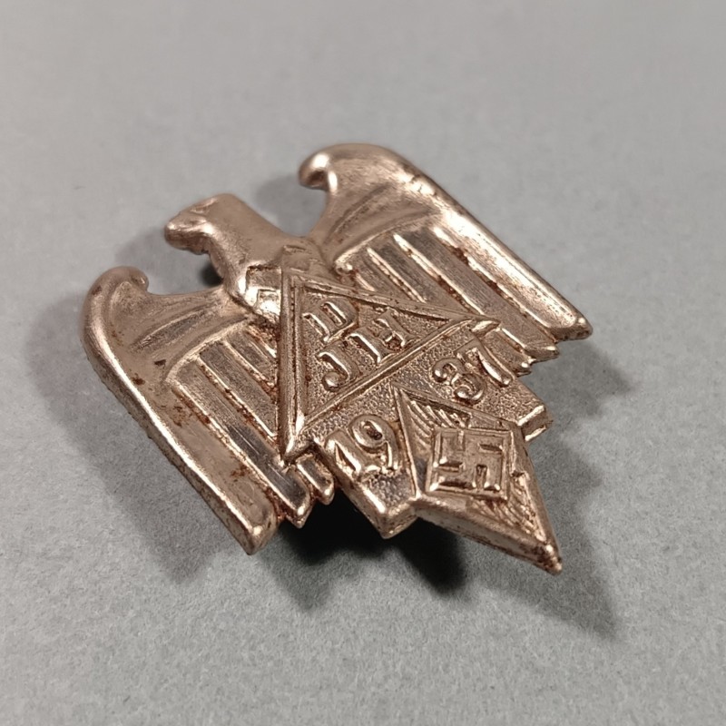 ALLEMAGNE INSIGNE DE JOURNEE DJH DEUTSCHEN HITLERJURGEN 1937 FABRICATION SECONDE GUERRE