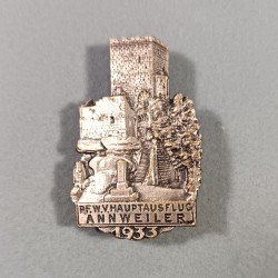 ALLEMAGNE INSIGNE DE JOURNEE DE RASSEMBLEMENT DE RANDONNEE DE 1933 PF.W.V. HAUPTAUSFLUG ANNWEILER