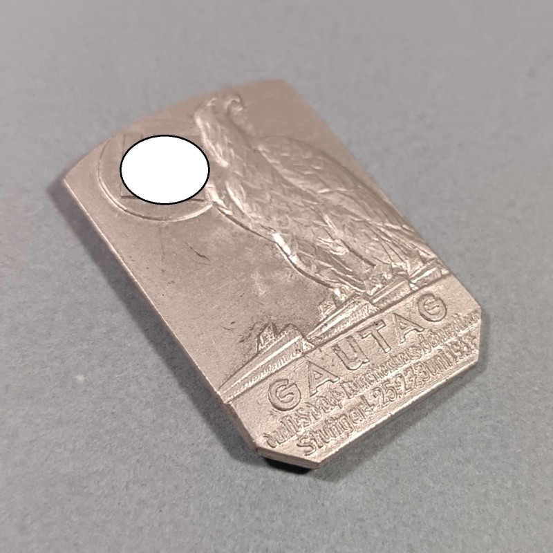ALLEMAGNE INSIGNE DE JOURNEE DU NSDAP 25-27 JUIN 1937 FABRICATION SECONDE GUERRE FR. ZIMMERMANN STUTTGART HAUTEUR 4.3 cm GAUTAG