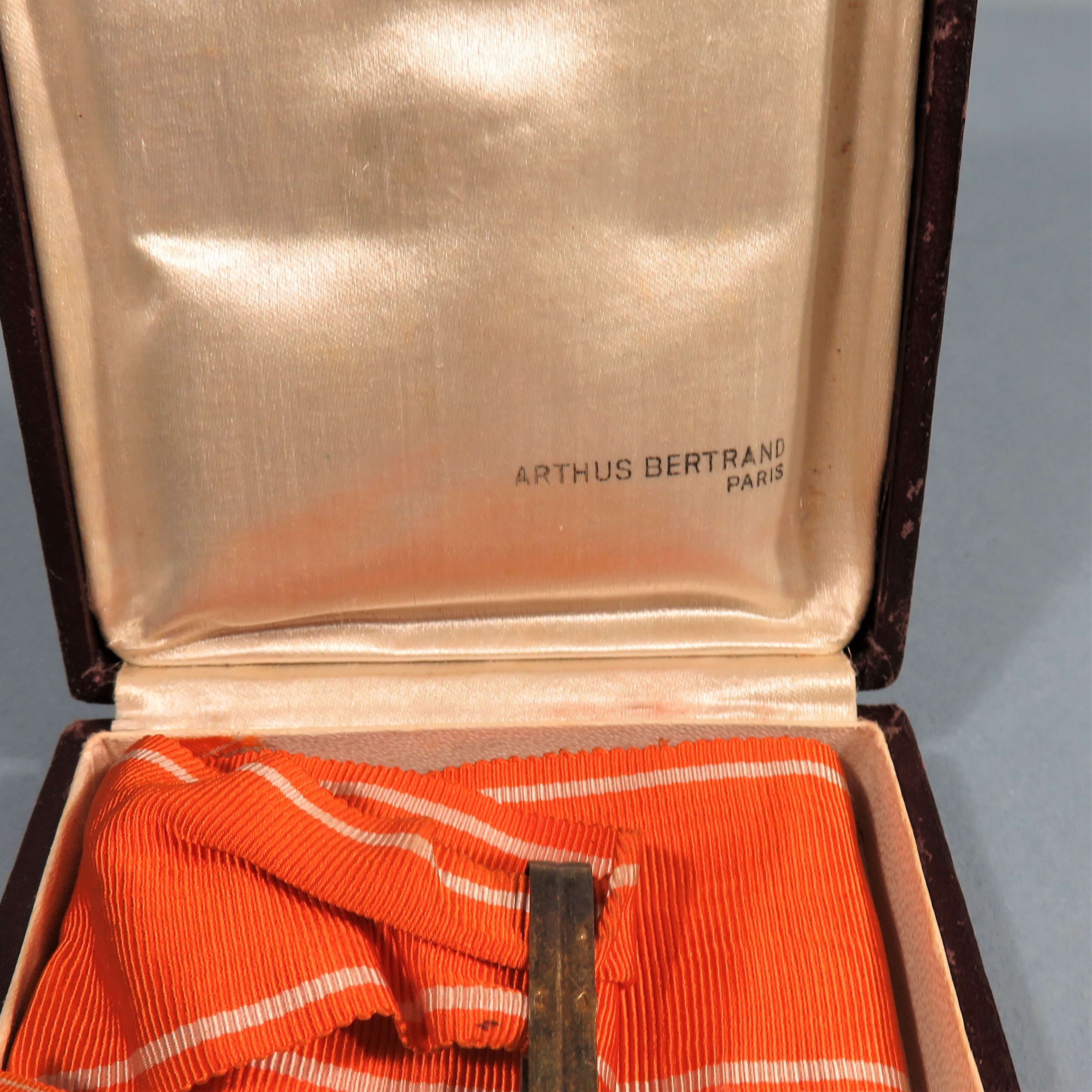 Insigne Officier De L'Ordre De L'Ouissam Alaouite (Maroc) - Argent 800 - Émaux - Occasion Originale