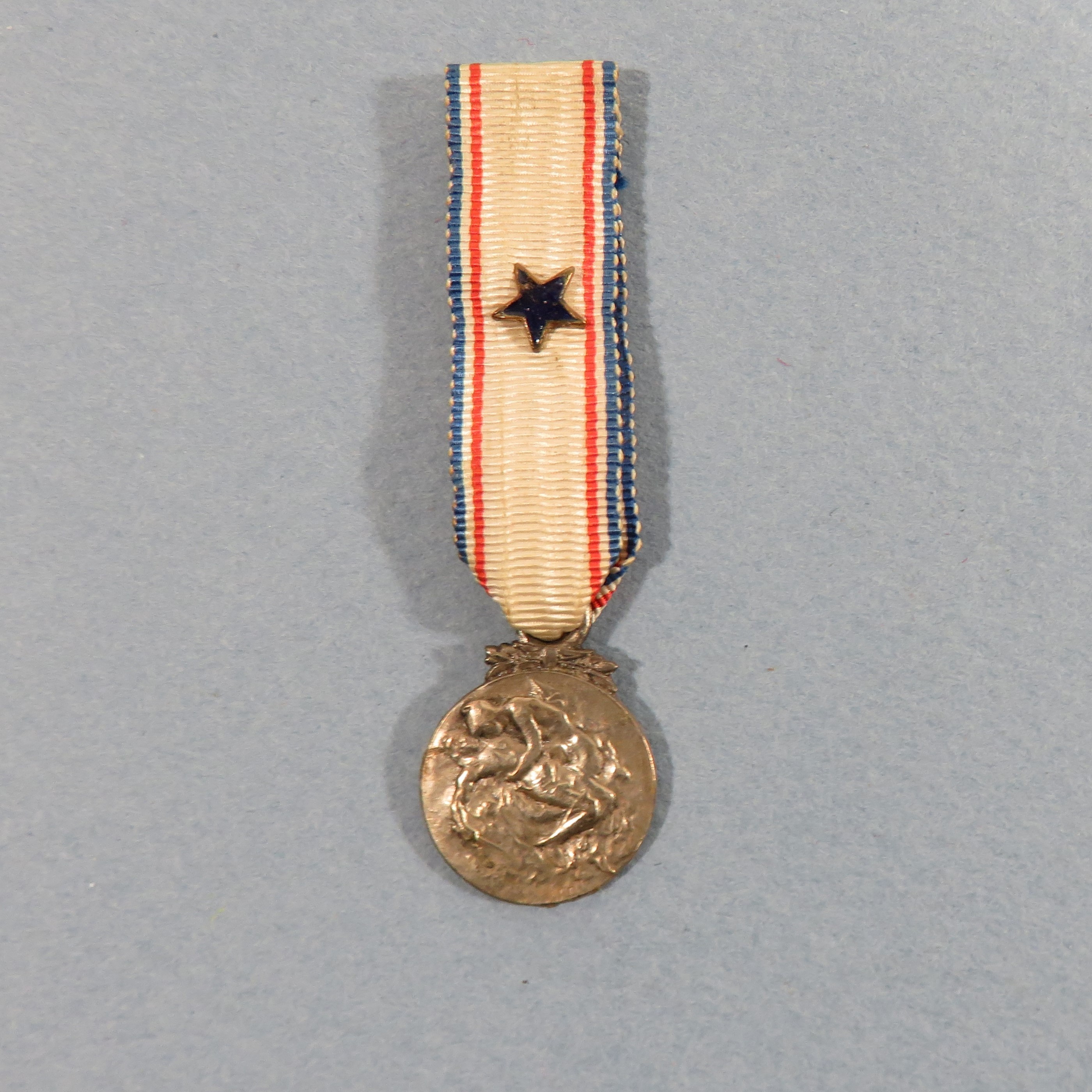 France - MÉDAILLE DE LA RECONNAISSANCE FRANCAISE, BRONZE, 39/45 WW2