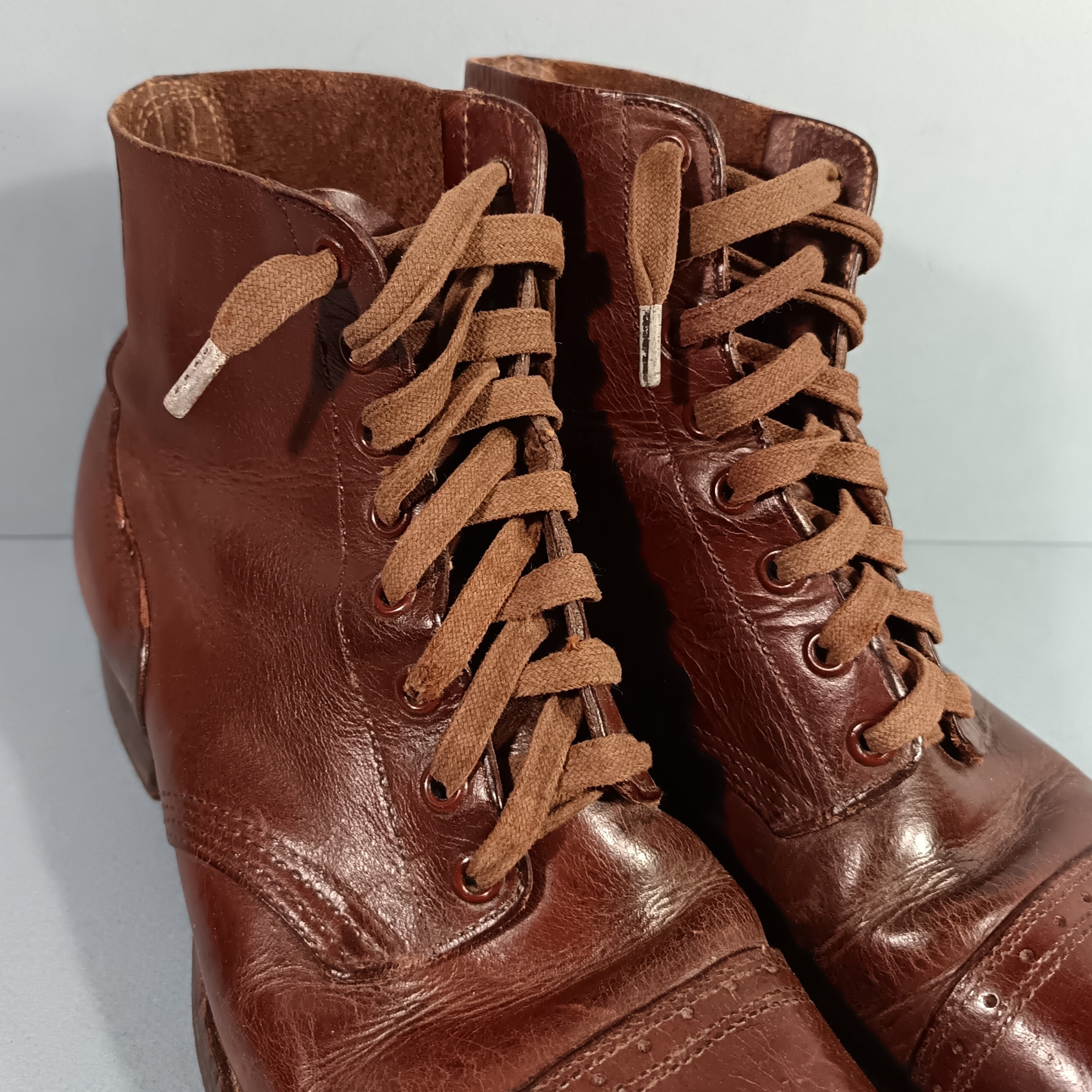 Brodequins Allemands Réplique WW2 - Taille 45 Marron - Neufs - Chaussures Soldat